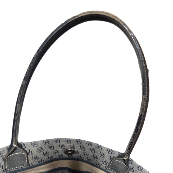 Dooney and Burke Handbag - Picture 4 of 11